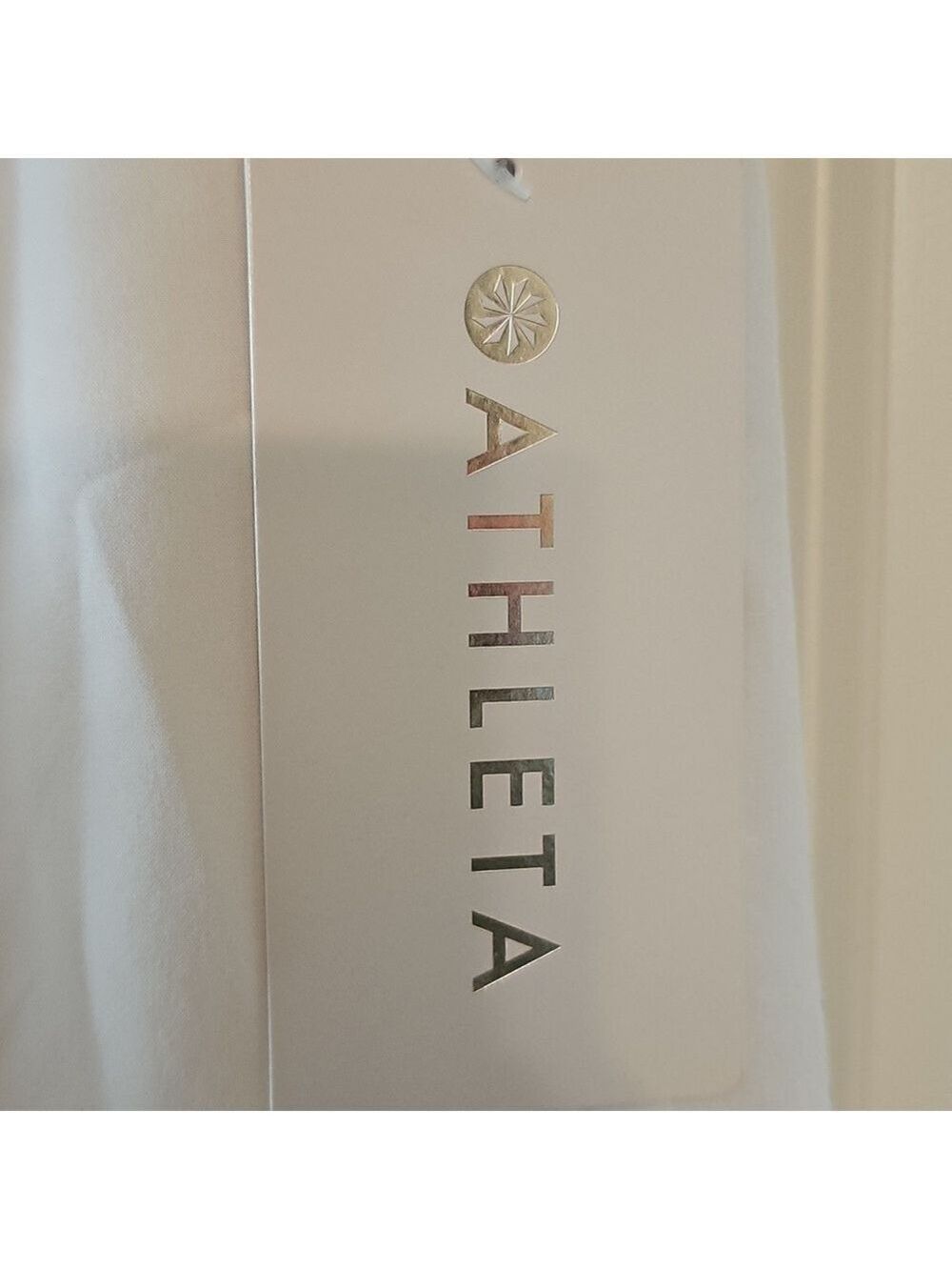 NWT Athleta Go The Distance Run Short - Picture 4 of 9
